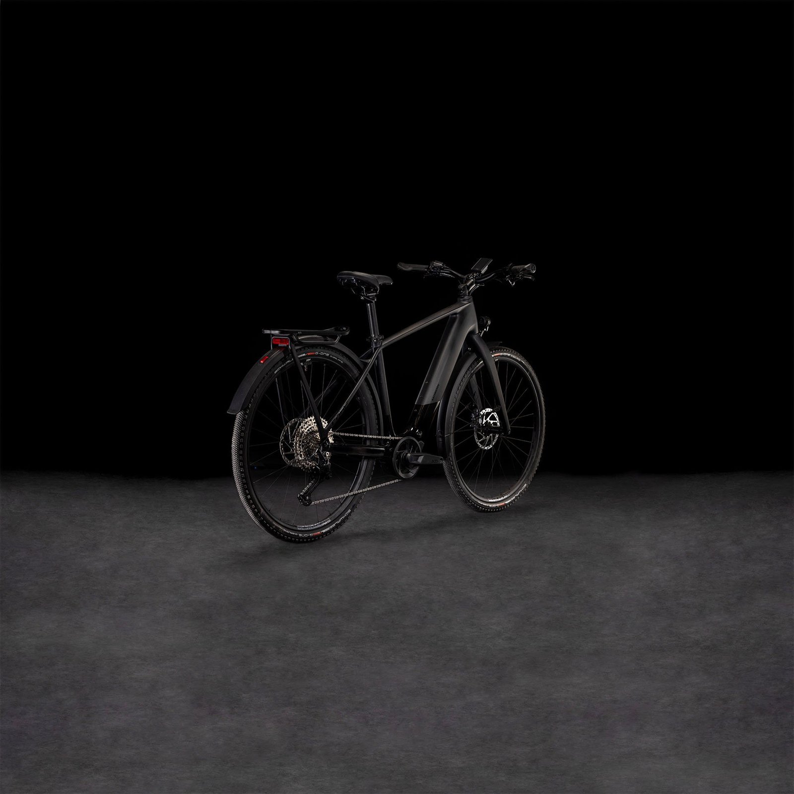 Cube 812900 20141841 Kathmandu Hybrid C62 SLX 400X carbon n black 8.jpg