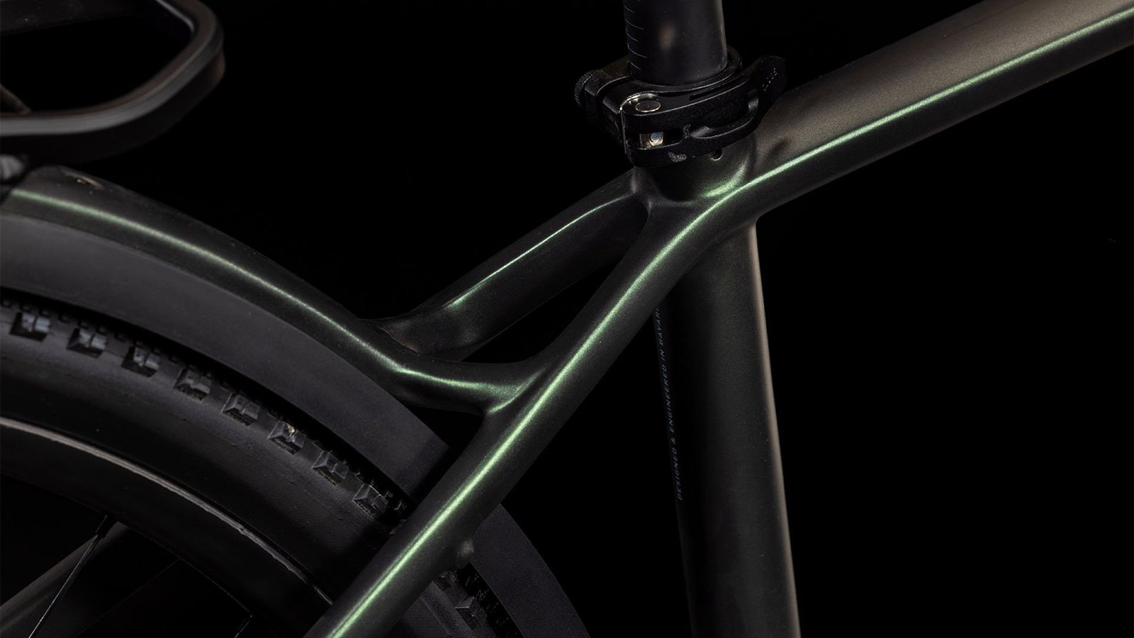Cube 812910 20141843 Kathmandu Hybrid C62 SLT 400X stellar n origanogreen 6.jpg