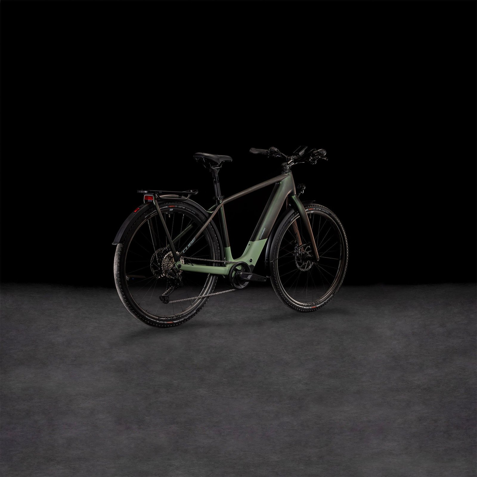 Cube 812910 20141843 Kathmandu Hybrid C62 SLT 400X stellar n origanogreen 9.jpg